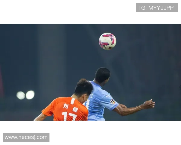 当今足坛球星钟爱穿着SG球鞋彰显激情与实力魅力 当今足坛球星钟爱穿着SG球鞋彰显激情与实力魅力