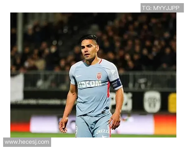 国外足球界最具争议的丑球星到底是谁为何频频成为网红人物